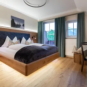 Frauenschuh Garni Hotel